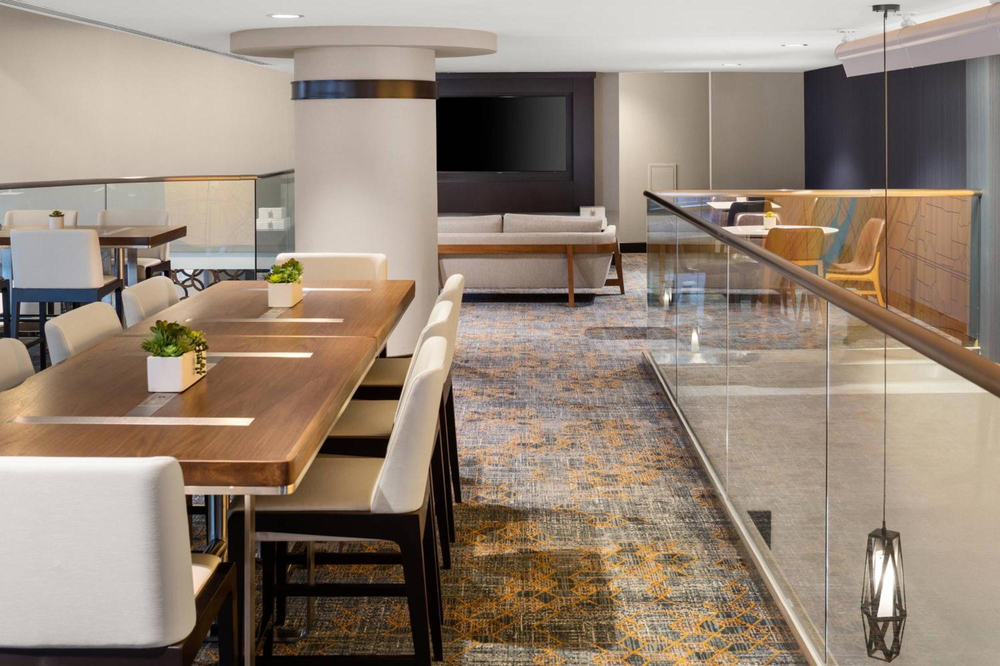 Courtyard By Marriott Minneapolis Downtown Dış mekan fotoğraf