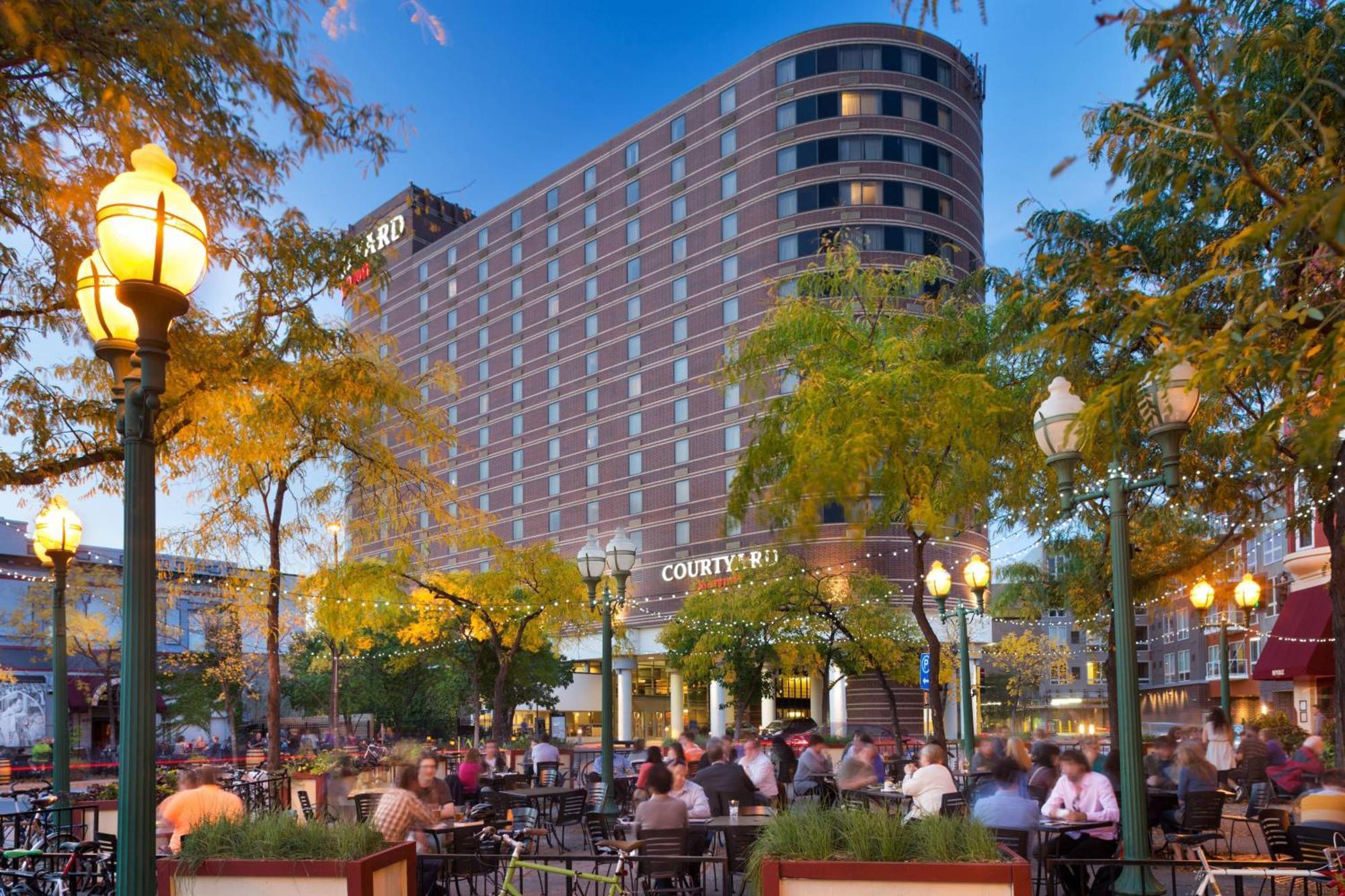 Courtyard By Marriott Minneapolis Downtown Dış mekan fotoğraf